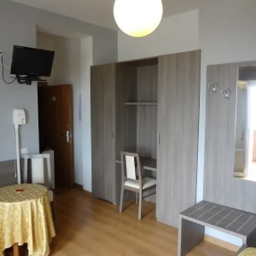 ***  Hotel Maxy Italy