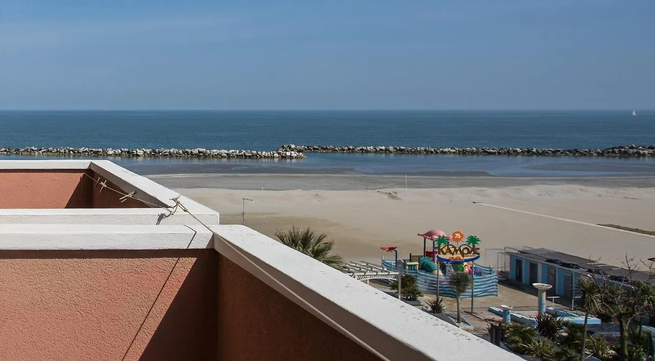 Hotel Maxy 3*, Rimini