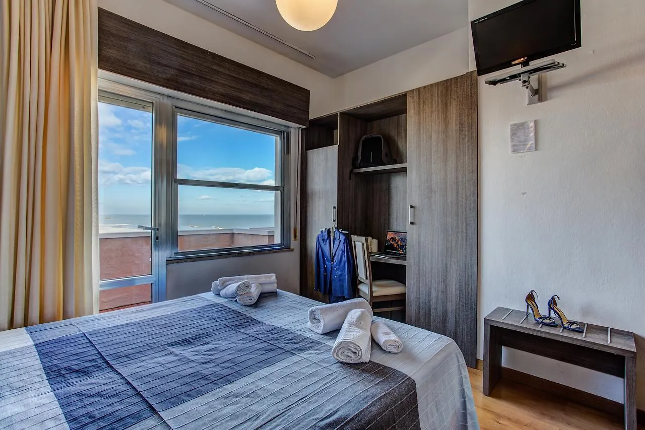 Hotel Maxy 3*, Rimini Italy